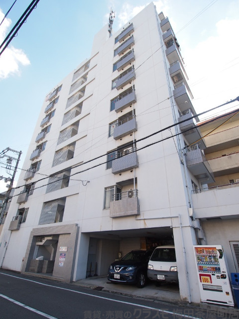 ラ・ペール一番館の外観