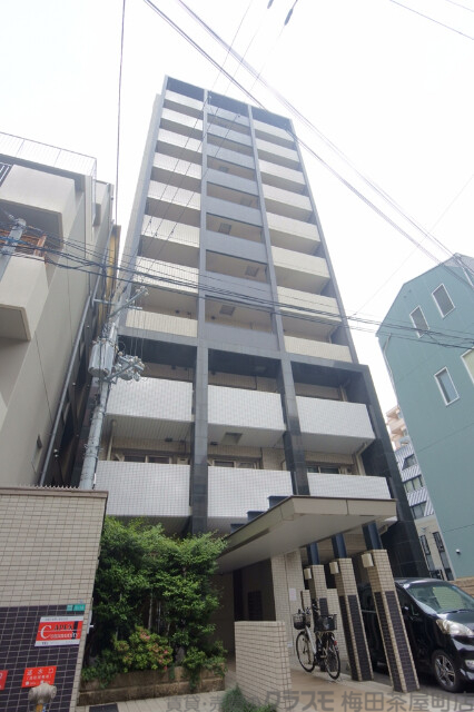 エイペックス新大阪の外観