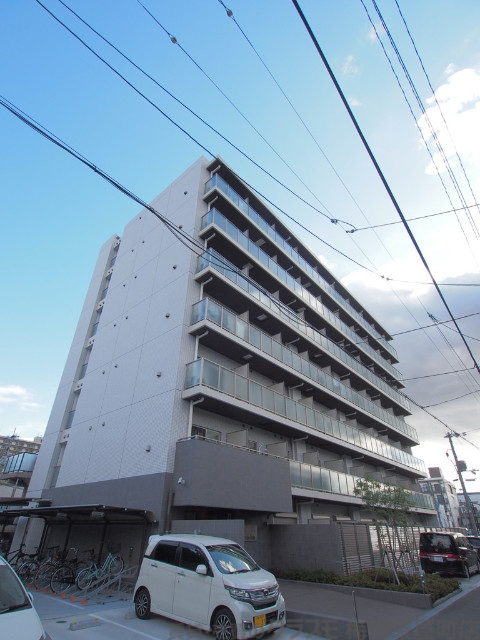 べラジオ三国駅前の外観
