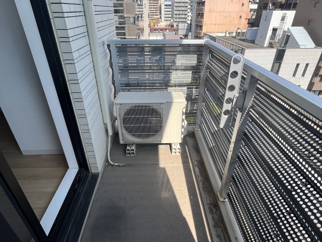 バルコニー バルコニー