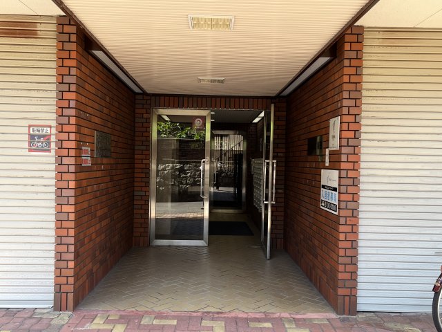 エントランス エントランス