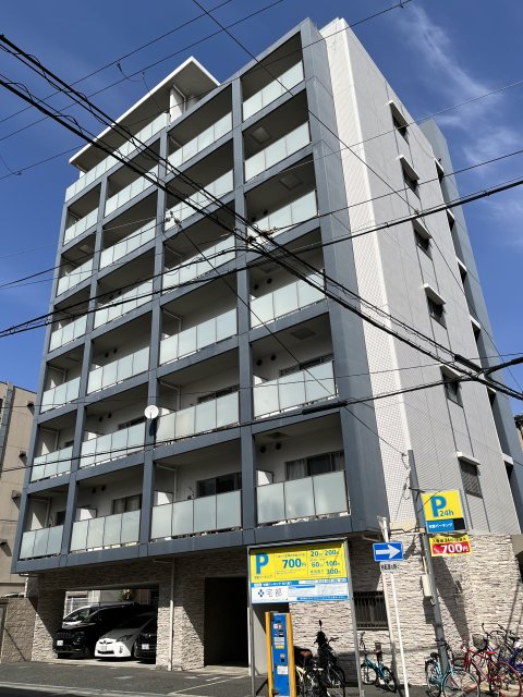 グリッドコート天神橋の外観