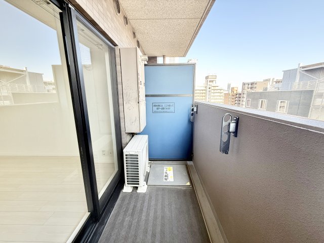 バルコニー バルコニー