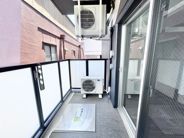 バルコニー バルコニー