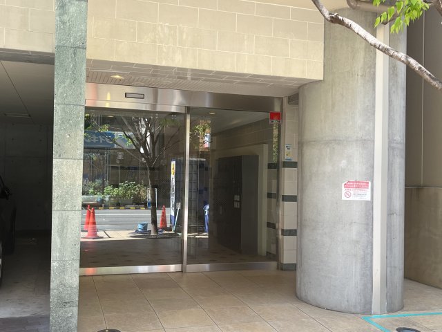 エントランス エントランス