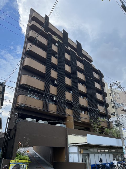 インプルーブ天六の外観