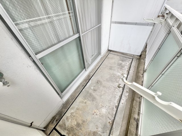 バルコニー バルコニー