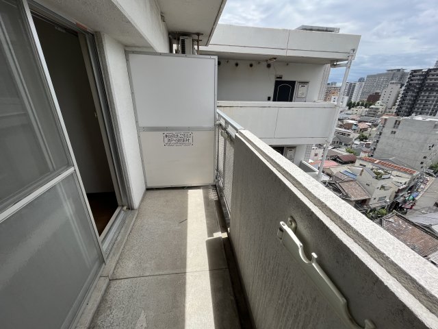 バルコニー バルコニー