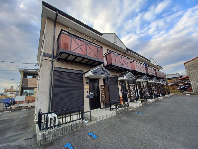 四日市市の賃貸テラスハウスの外観