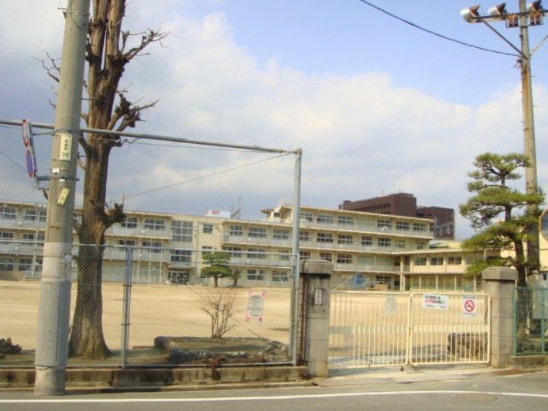 【小学校】福山市立西小学校まで384m 【小学校】福山市立西小学校まで384m