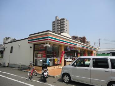 【コンビニエンスストア】セブンイレブン 福山西町1丁目店まで355m 【コンビニエンスストア】セブンイレブン 福山西町1丁目店まで355m
