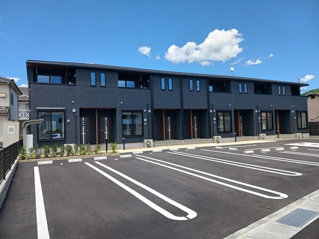 ドウェル ナルシサスの外観 ドウェル ナルシサスの外観