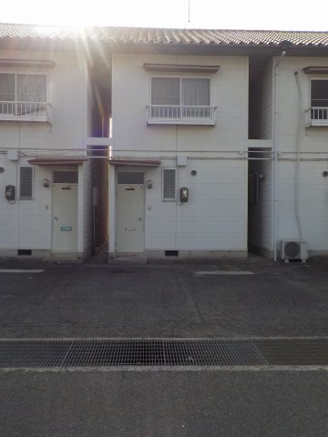 セントラルハイツ加茂の外観