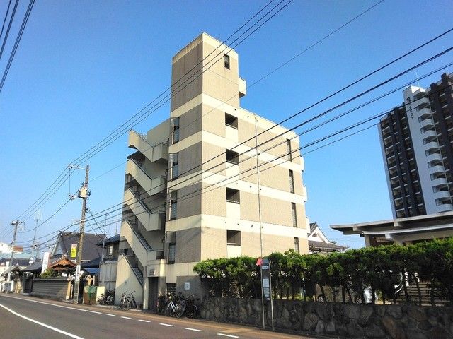 ＲＸ寺町の外観