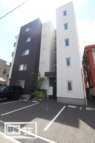 アルーア西町の外観
