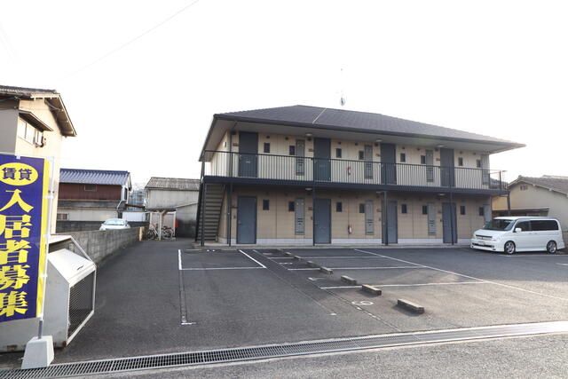 ロイヤル南手城の外観