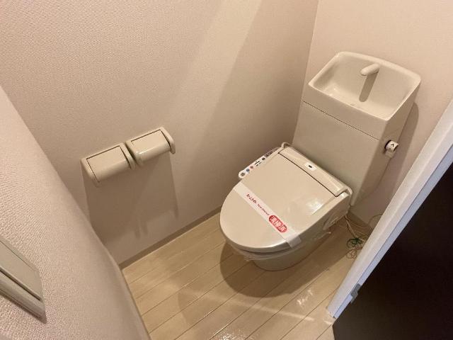 シャワー付トイレ シャワー付トイレ