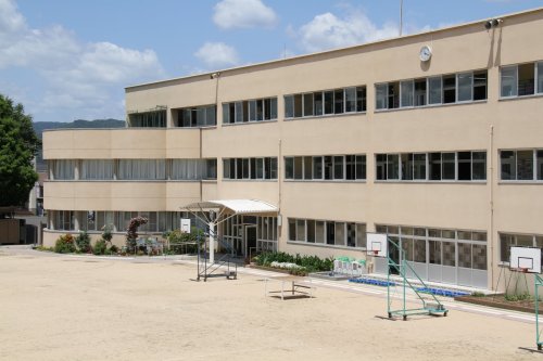 【小学校】福山暁の星学院福山暁の星小学校まで586m 【小学校】福山暁の星学院福山暁の星小学校まで586m