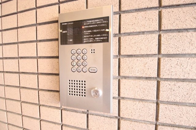 オートロックシステム(シリンダーキー) オートロックシステム(シリンダーキー)