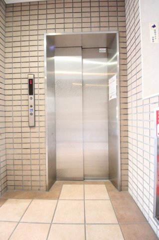エレベーター エレベーター