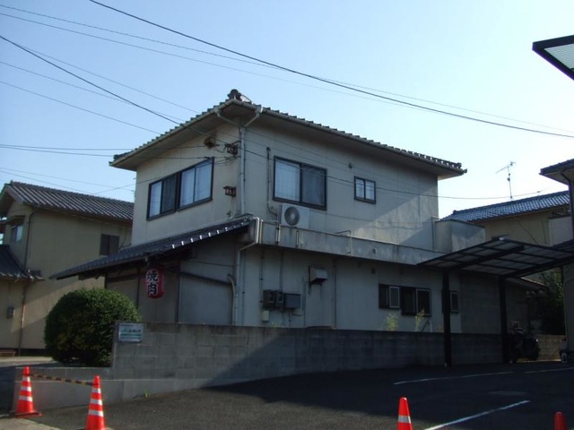 焼肉まんまる 0.1km 焼肉まんまる 0.1km