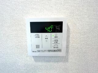 給湯器リモコン(イメージ) 給湯器リモコン(イメージ)