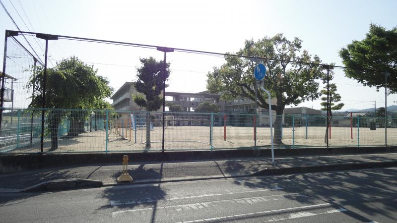 【小学校】福山市立駅家西小学校まで331m 【小学校】福山市立駅家西小学校まで331m