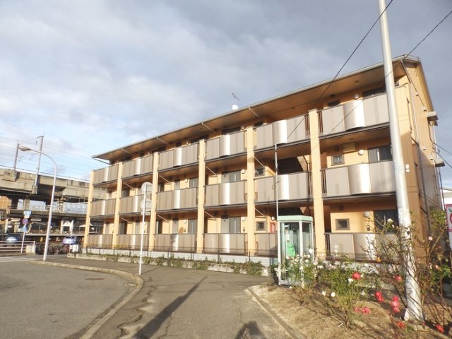 リファルジェント泉 A棟の外観
