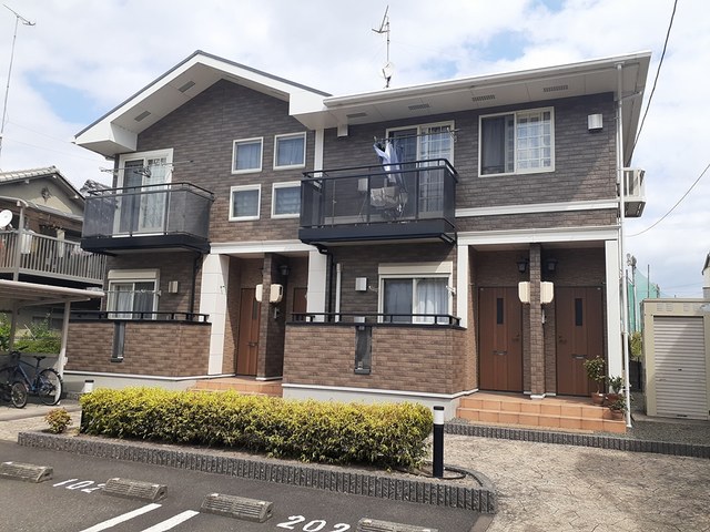 パラクレイシスの外観