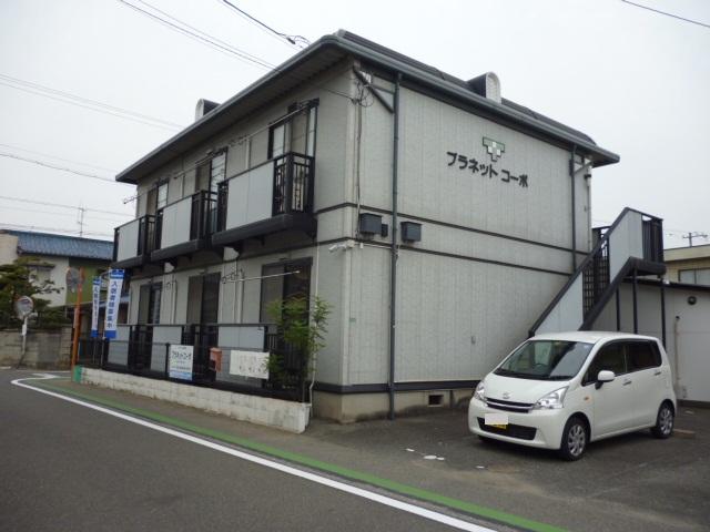 プラネットコーポの外観