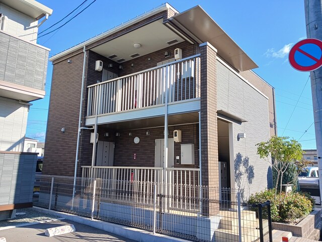 アンジューノの外観