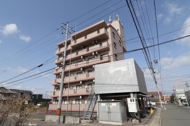 Ｆ＆Ｆアビタシオンの外観