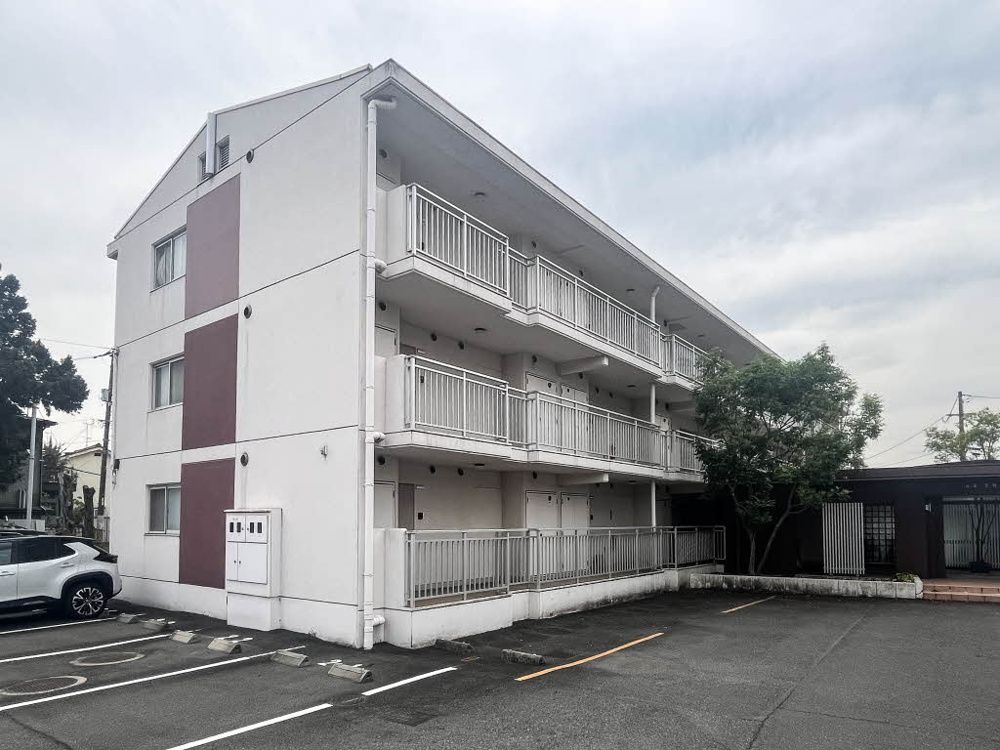 nfツインズ B棟の外観