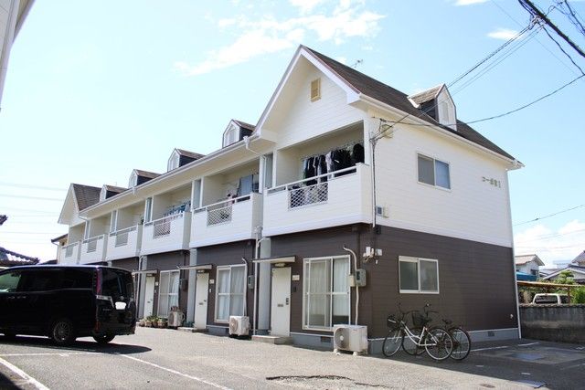 コーポ宮　１号棟の外観