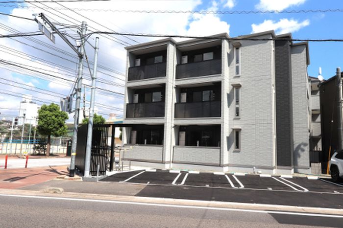 D-residence明治中央の外観
