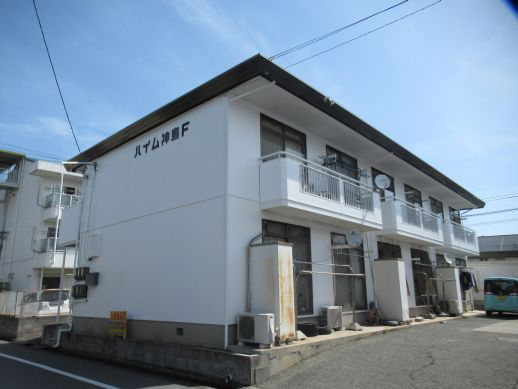 ハイム神島F棟の外観