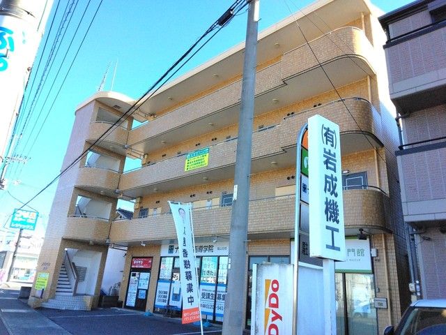 メゾンエル御幸の外観