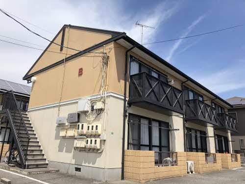 イーストビレッジ坂本 B棟の外観