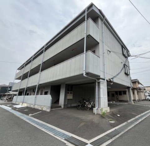 クレセント道三の外観