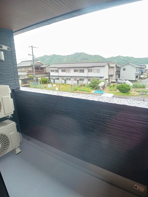 バルコニー バルコニー