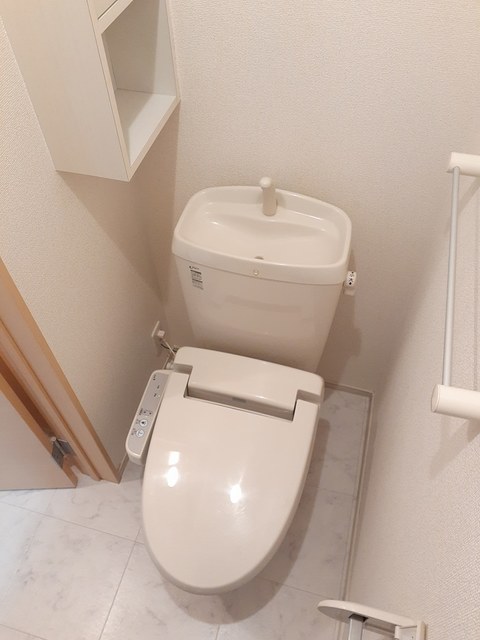 トイレ トイレ