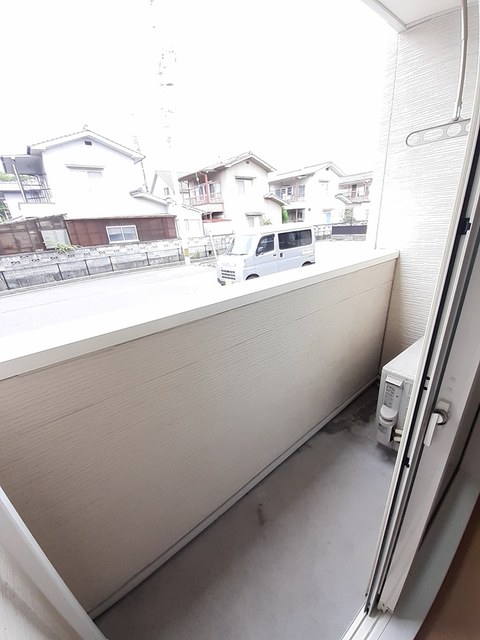 バルコニー バルコニー