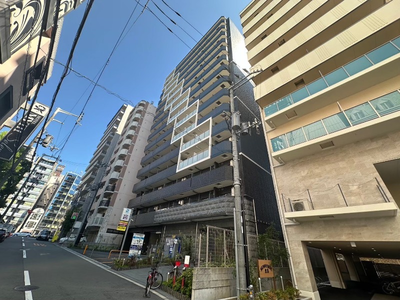 プレサンス谷町九丁目駅前