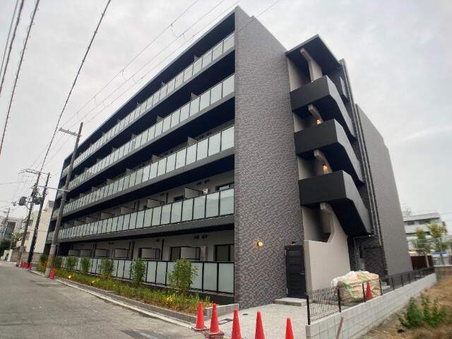 LIVIAZ OSAKA EAST