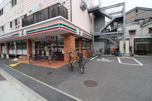 【コンビニエンスストア】セブンイレブン海老江２丁目店まで306ｍ