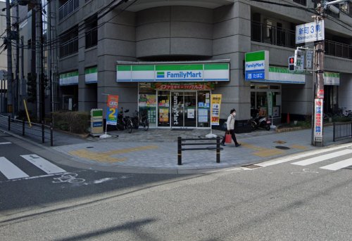 【コンビニエンスストア】ファミリーマート 新町三丁目店まで384m 【コンビニエンスストア】ファミリーマート 新町三丁目店まで384m