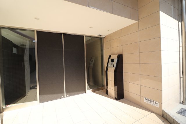 エントランス エントランス