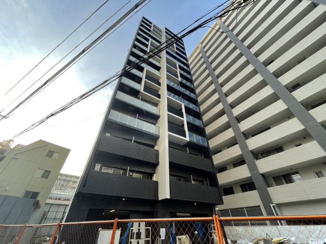 プレサンス福島吉野ミナージの外観