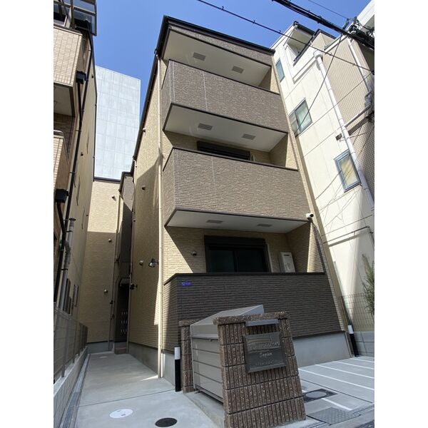 アッシュメゾン鷺洲の外観