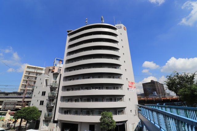 ラナップスクエア新福島の外観